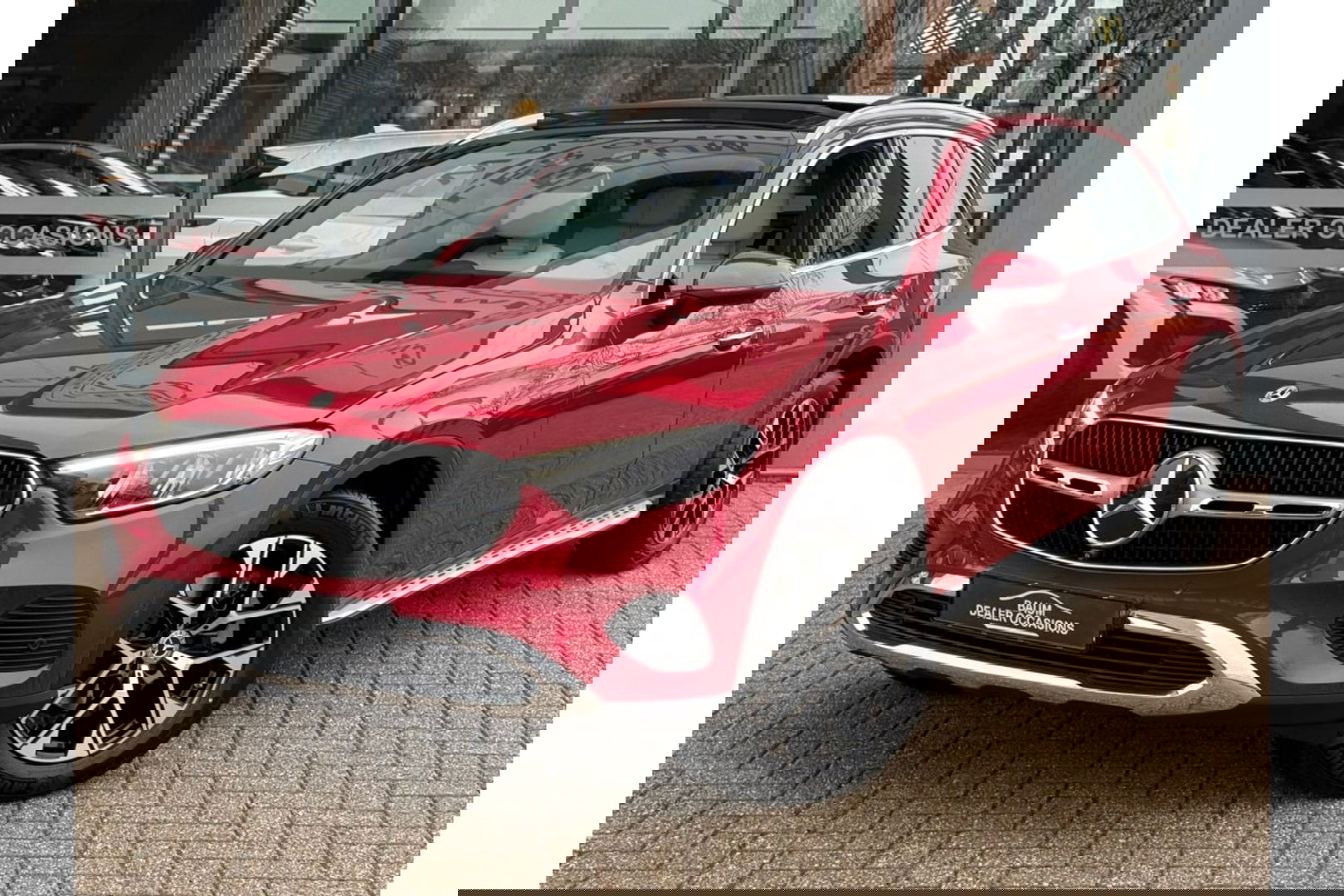 Mercedes-Benz GLC 300DE 4MATIC AMG LINE PANORAMA LEER NAVI PDC360GR.