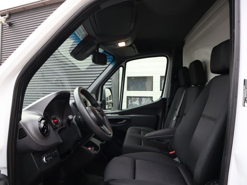 Mercedes-Benz Sprinter 515 CDI Euro 6 Automaat Bakwagen Laadklep - MBUX - Cruise