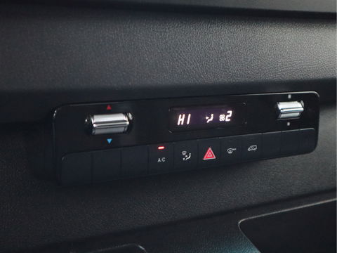 Mercedes-Benz Sprinter 515 CDI Euro 6 Automaat Bakwagen Laadklep - MBUX - Cruise