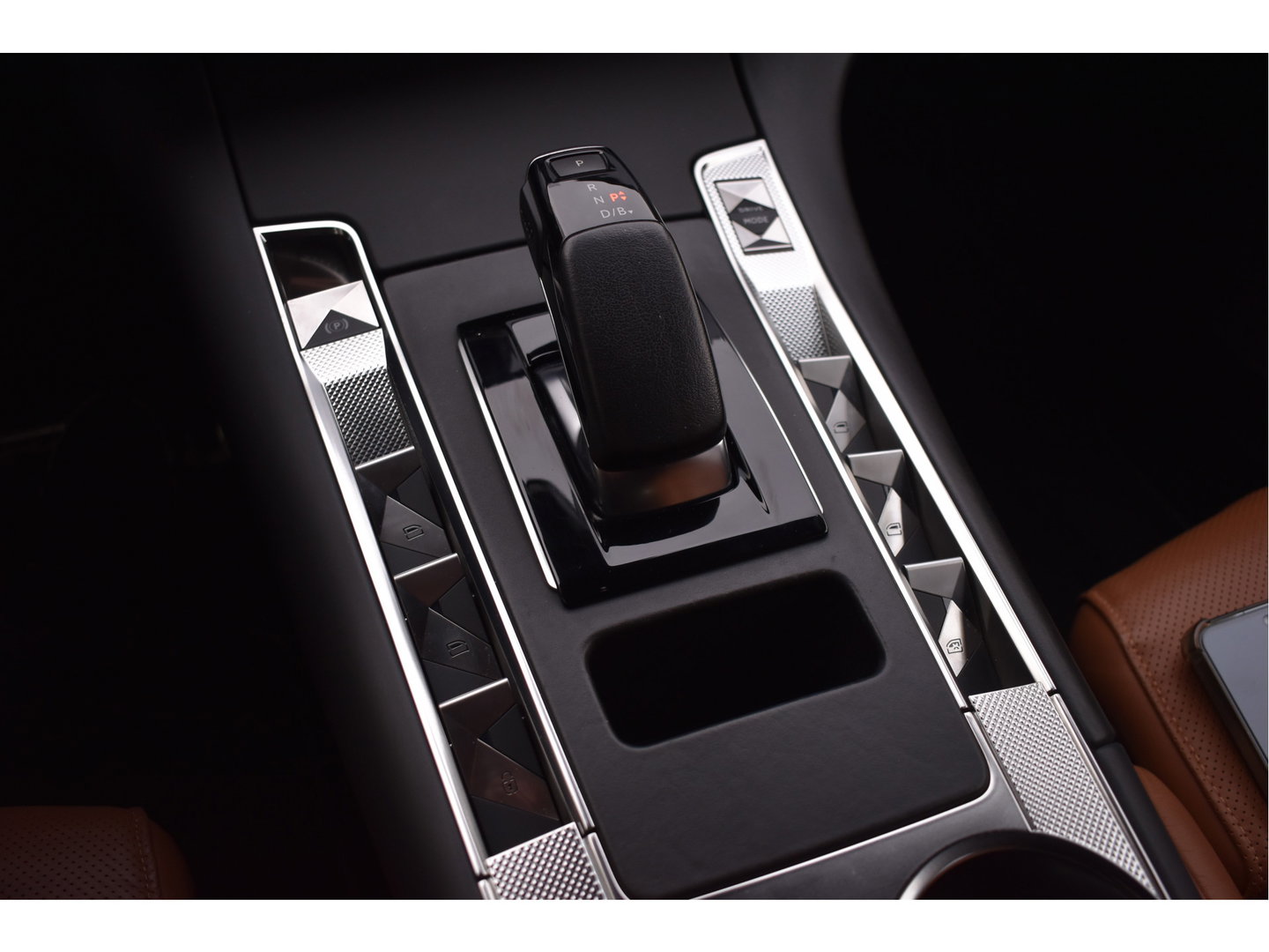 DS 7 Crossback E-Tense Opera Connected Pilot | Vol | Stoelmassage- & ventilatie | Memorystoel | Keyless | Camera | Carplay | Full LED