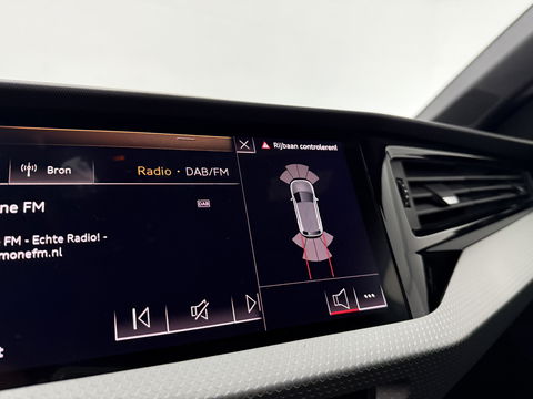 Audi A1 40 TFSI S Line 200PK | Virtual | Carplay | Cruise | Stoelverw. | Parkeersens.