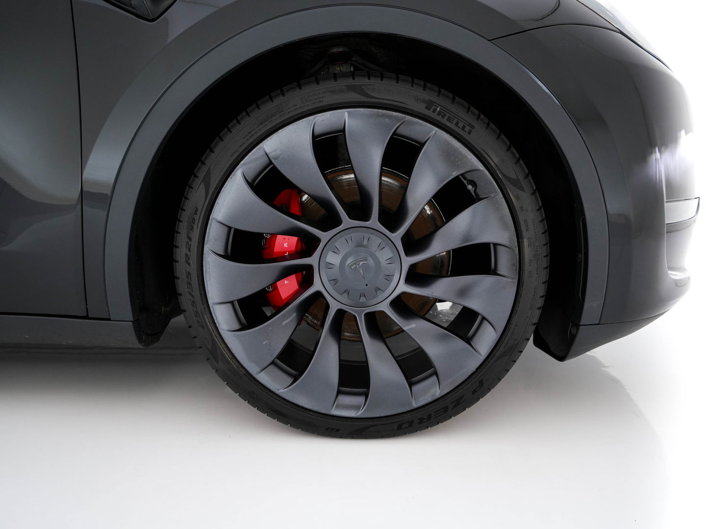 Tesla Model Y Performance AWD 75 kWh {SOH-84%} [ 3-Fase ] (INCL-BTW) Aut. *PANO | AUTO-PILOT | LUXURY-LEATHER | TOP-VIEW | NAVI-FULLMAP | MATRIX-LED | DIGI-COCKPIT | KEYLESS | CAMERA | DAB+ | HEATED-COMFORTSEATS | PRIVACY-GLASS | 21''ALU*