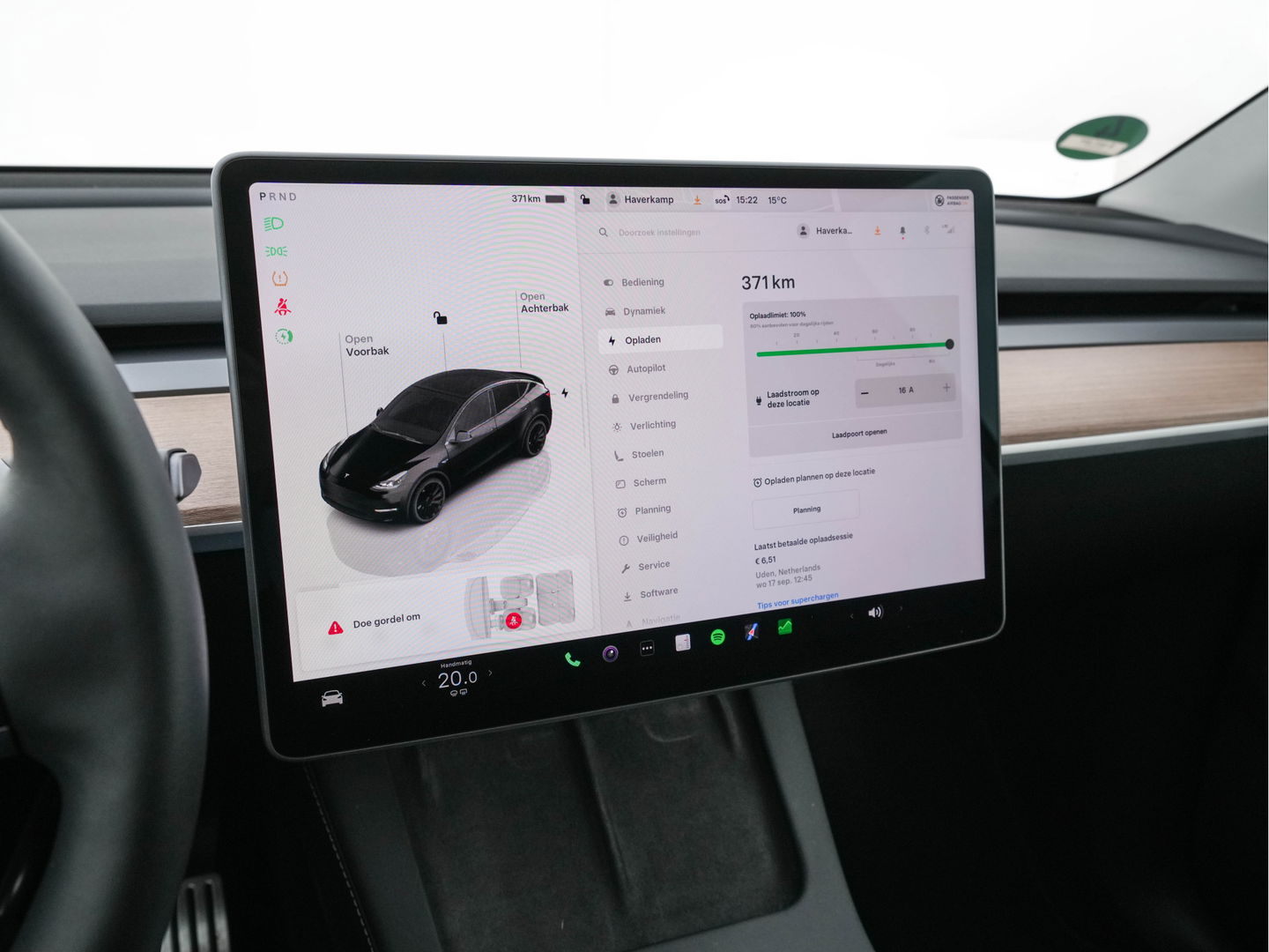 Tesla Model Y Performance AWD 75 kWh {SOH-84%} [ 3-Fase ] (INCL-BTW) Aut. *PANO | AUTO-PILOT | LUXURY-LEATHER | TOP-VIEW | NAVI-FULLMAP | MATRIX-LED | DIGI-COCKPIT | KEYLESS | CAMERA | DAB+ | HEATED-COMFORTSEATS | PRIVACY-GLASS | 21''ALU*