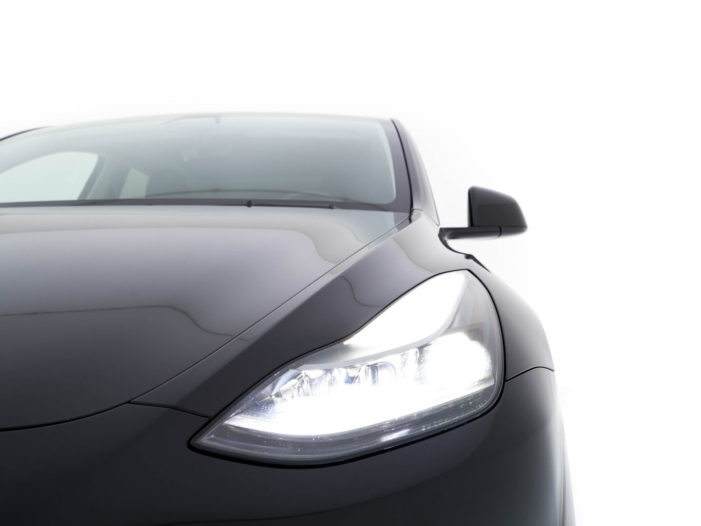 Tesla Model Y Performance AWD 75 kWh {SOH-84%} [ 3-Fase ] (INCL-BTW) Aut. *PANO | AUTO-PILOT | LUXURY-LEATHER | TOP-VIEW | NAVI-FULLMAP | MATRIX-LED | DIGI-COCKPIT | KEYLESS | CAMERA | DAB+ | HEATED-COMFORTSEATS | PRIVACY-GLASS | 21''ALU*