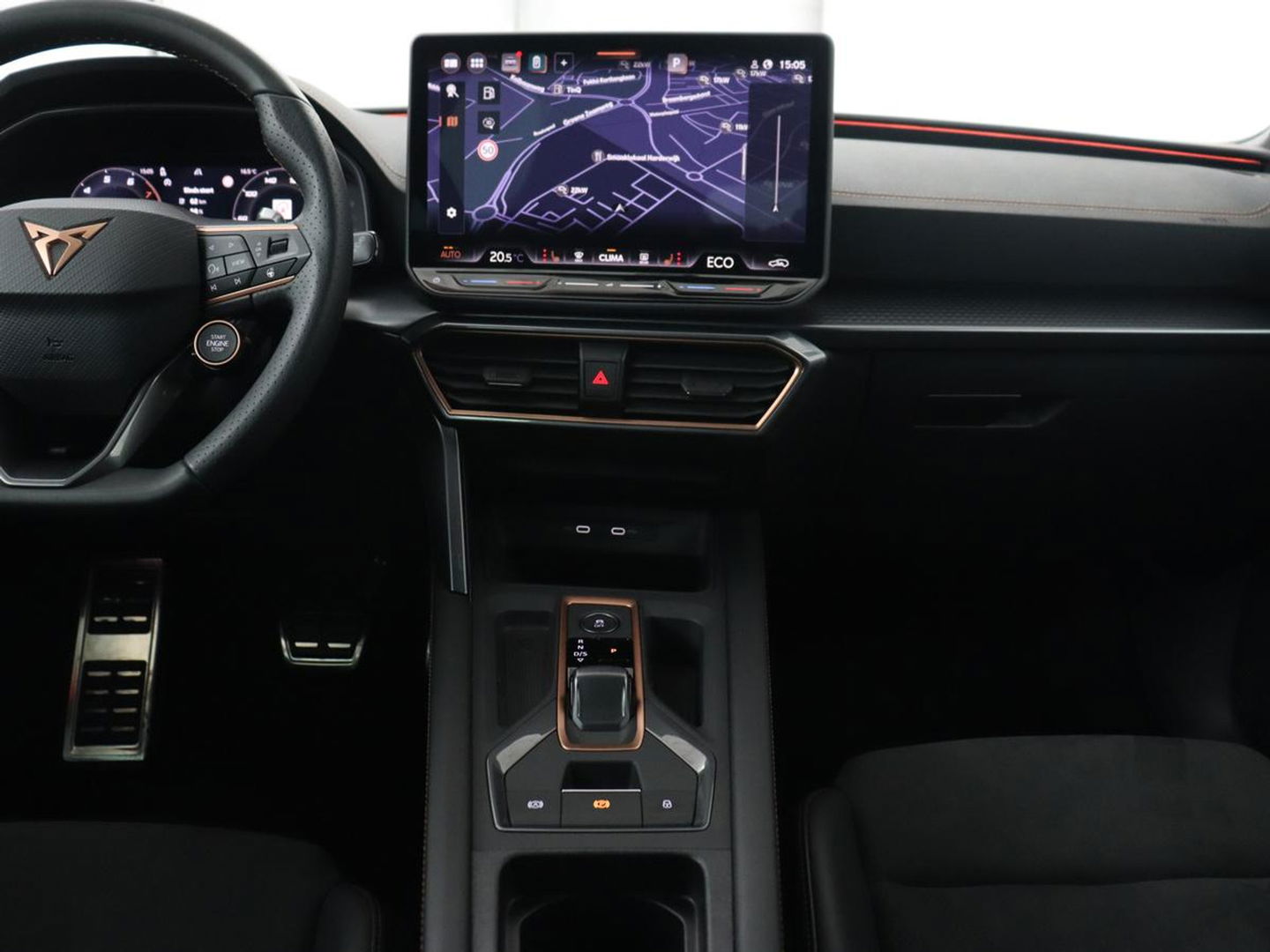 CUPRA Leon 1.5 eHybrid Business | Stoelverwarming | Adaptive cruise | Camera | Carplay | Sportstoelen | Matrix LED | Keyless | PHEV | Plug In