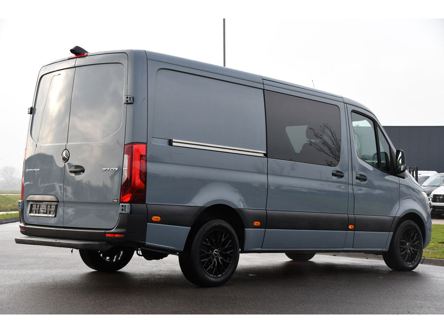 Mercedes-Benz Sprinter 317 1.9 CDI DC L2H1 RWD PB Edition Camera, Cruise, Carplay, 170pk, Automaat, LED, Stoelverwarming, NAVI, Multimedia, Uniek! Dubbel cabine
