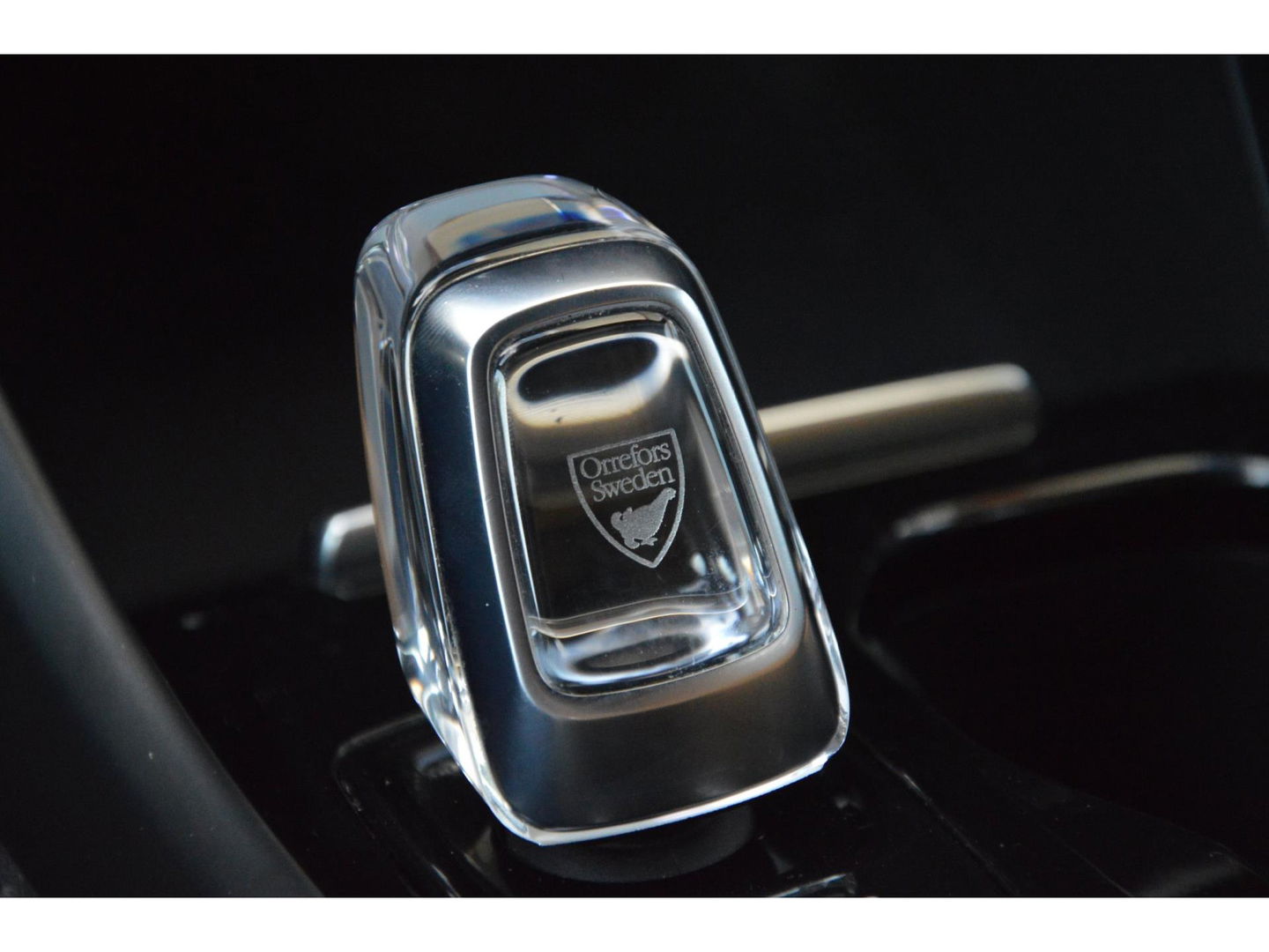 Volvo XC40 T4 Hybride Inscription | Leer | Trekhaak 1800KG | Camera | Apple CarPlay | Parkeersensoren | Cruise Control |