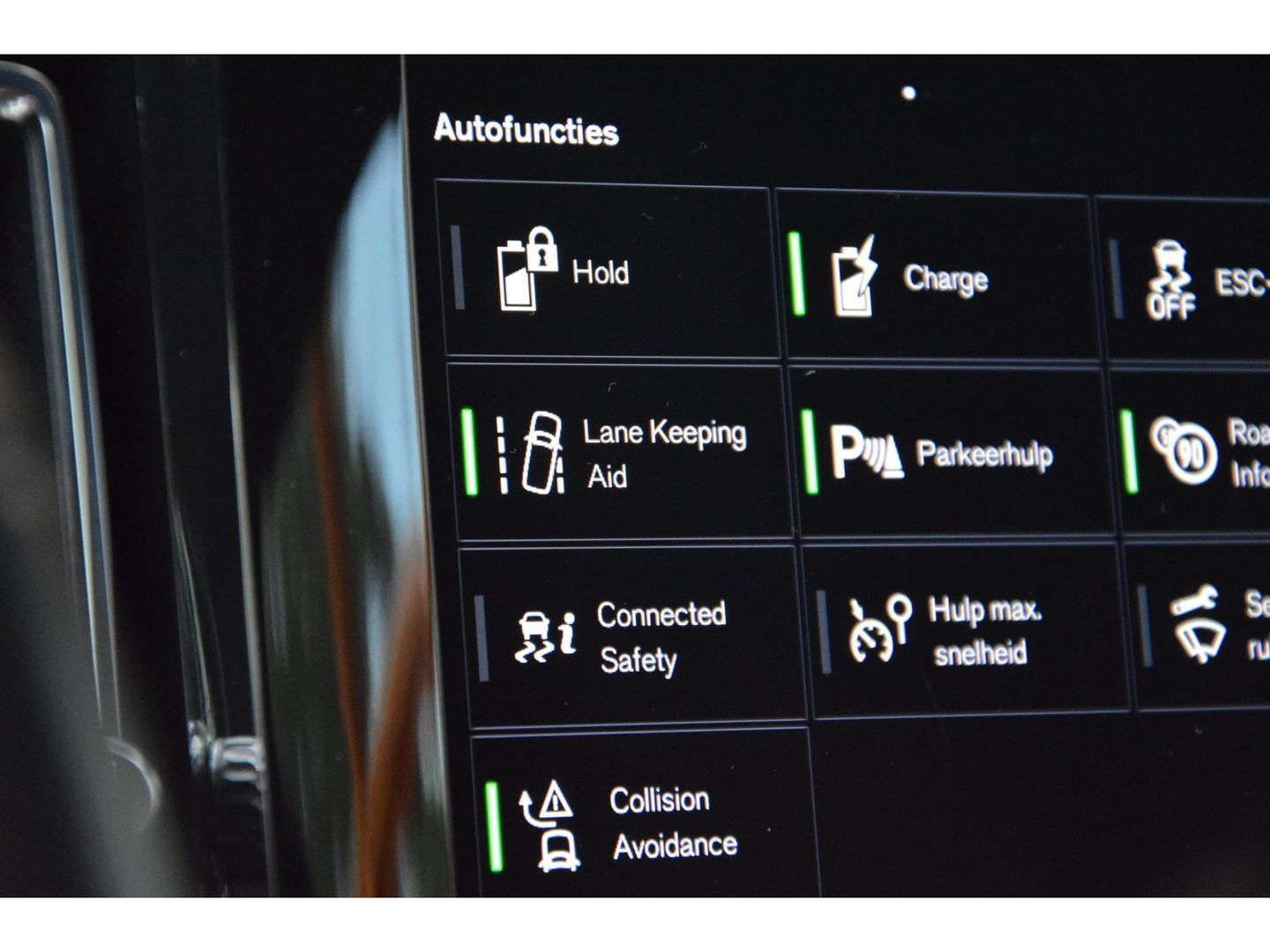 Volvo XC40 T4 Hybride Inscription | Leer | Trekhaak 1800KG | Camera | Apple CarPlay | Parkeersensoren | Cruise Control |