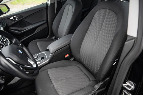 BMW 2 Serie Gran Coupé 218i Introduction Edition NAVI / CARPLAY / LED / AUTOMAAT / N.A.P