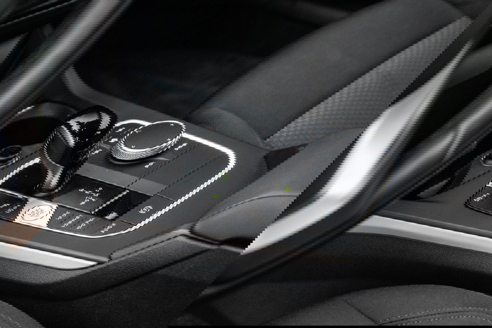 BMW 2 Serie Gran Coupé 218i Introduction Edition NAVI / CARPLAY / LED / AUTOMAAT / N.A.P