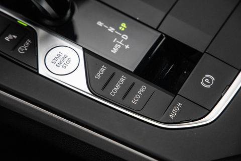 BMW 2 Serie Gran Coupé 218i Introduction Edition NAVI / CARPLAY / LED / AUTOMAAT / N.A.P