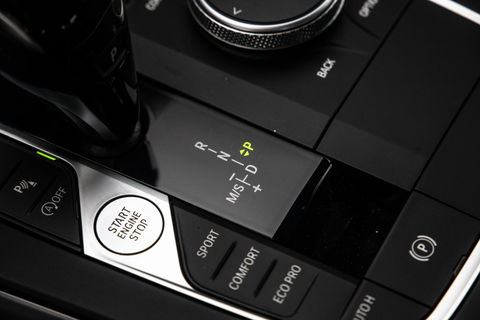 BMW 2 Serie Gran Coupé 218i Introduction Edition NAVI / CARPLAY / LED / AUTOMAAT / N.A.P