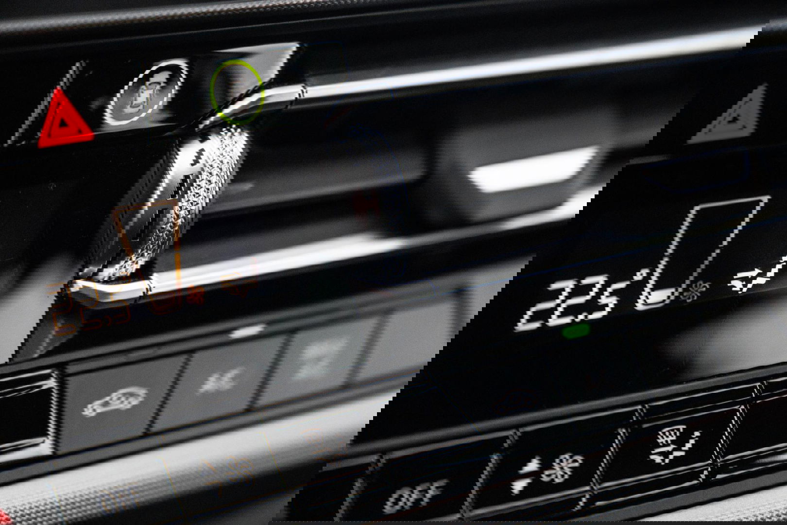 BMW 2 Serie Gran Coupé 218i Introduction Edition NAVI / CARPLAY / LED / AUTOMAAT / N.A.P