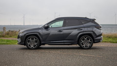 Hyundai TUCSON Hybrid 1.6 T-GDI HEV N Line Sky AUTOMAAT / STOEL VERWARMING + KOELING / PANO / CAMERA