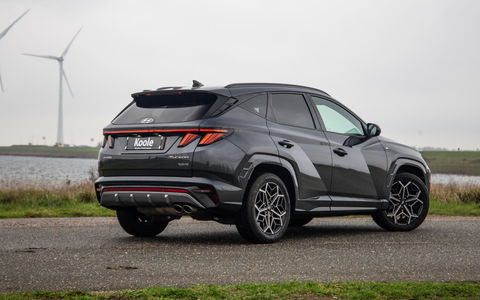 Hyundai TUCSON Hybrid 1.6 T-GDI HEV N Line Sky AUTOMAAT / STOEL VERWARMING + KOELING / PANO / CAMERA