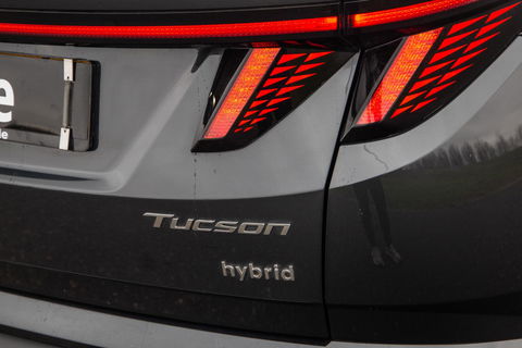 Hyundai TUCSON Hybrid 1.6 T-GDI HEV N Line Sky AUTOMAAT / STOEL VERWARMING + KOELING / PANO / CAMERA