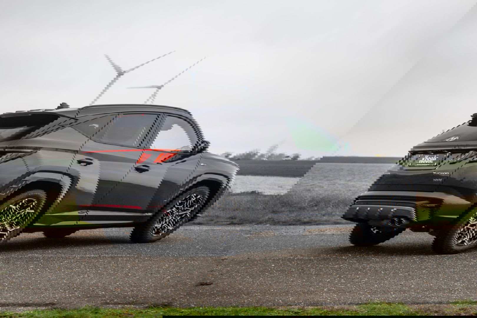 Hyundai TUCSON Hybrid 1.6 T-GDI HEV N Line Sky AUTOMAAT / STOEL VERWARMING + KOELING / PANO / CAMERA