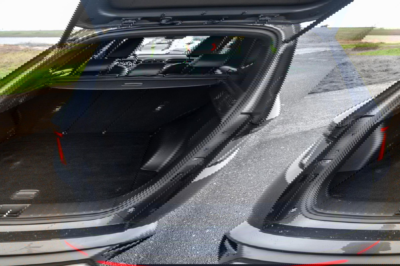 Hyundai TUCSON Hybrid 1.6 T-GDI HEV N Line Sky AUTOMAAT / STOEL VERWARMING + KOELING / PANO / CAMERA