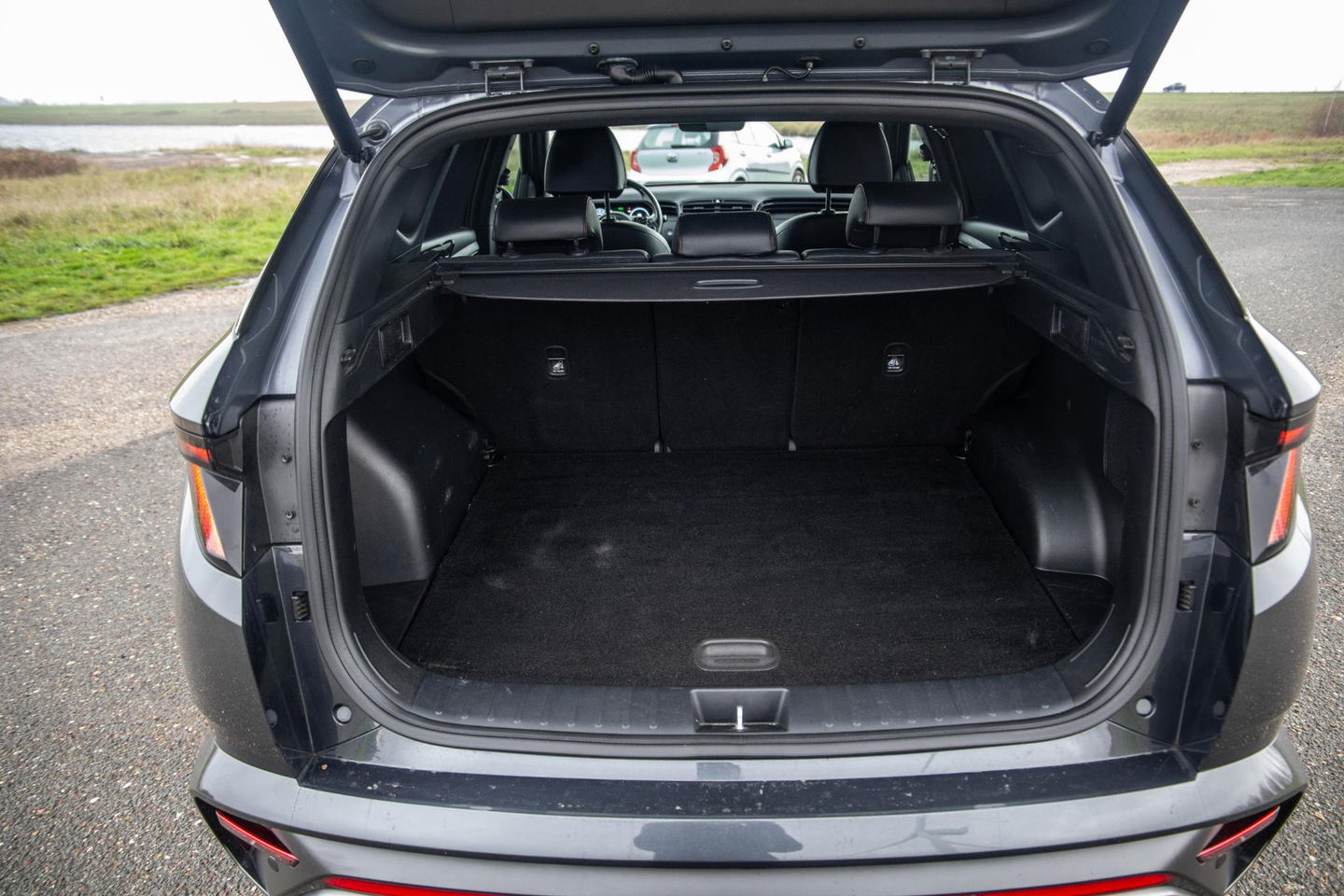 Hyundai TUCSON Hybrid 1.6 T-GDI HEV N Line Sky AUTOMAAT / STOEL VERWARMING + KOELING / PANO / CAMERA