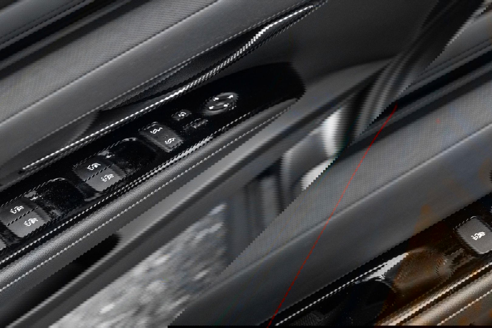 Hyundai TUCSON Hybrid 1.6 T-GDI HEV N Line Sky AUTOMAAT / STOEL VERWARMING + KOELING / PANO / CAMERA