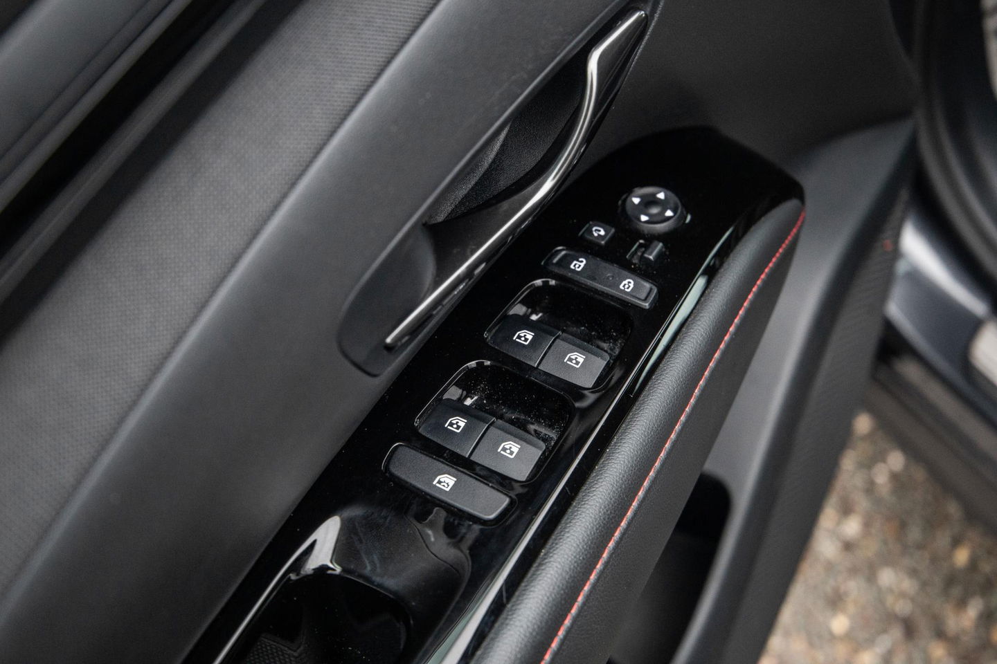 Hyundai TUCSON Hybrid 1.6 T-GDI HEV N Line Sky AUTOMAAT / STOEL VERWARMING + KOELING / PANO / CAMERA