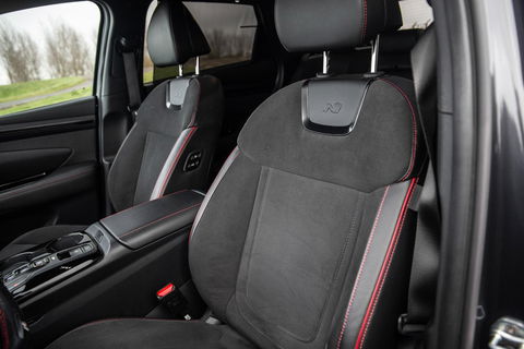 Hyundai TUCSON Hybrid 1.6 T-GDI HEV N Line Sky AUTOMAAT / STOEL VERWARMING + KOELING / PANO / CAMERA