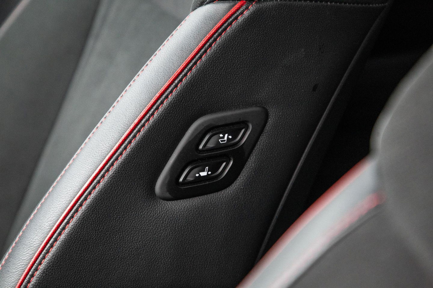 Hyundai TUCSON Hybrid 1.6 T-GDI HEV N Line Sky AUTOMAAT / STOEL VERWARMING + KOELING / PANO / CAMERA