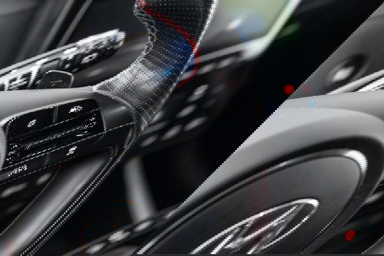 Hyundai TUCSON Hybrid 1.6 T-GDI HEV N Line Sky AUTOMAAT / STOEL VERWARMING + KOELING / PANO / CAMERA