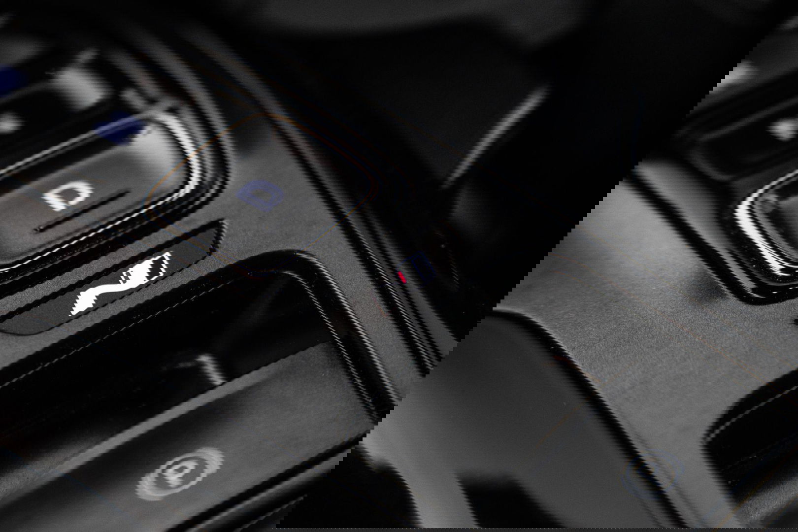 Hyundai TUCSON Hybrid 1.6 T-GDI HEV N Line Sky AUTOMAAT / STOEL VERWARMING + KOELING / PANO / CAMERA