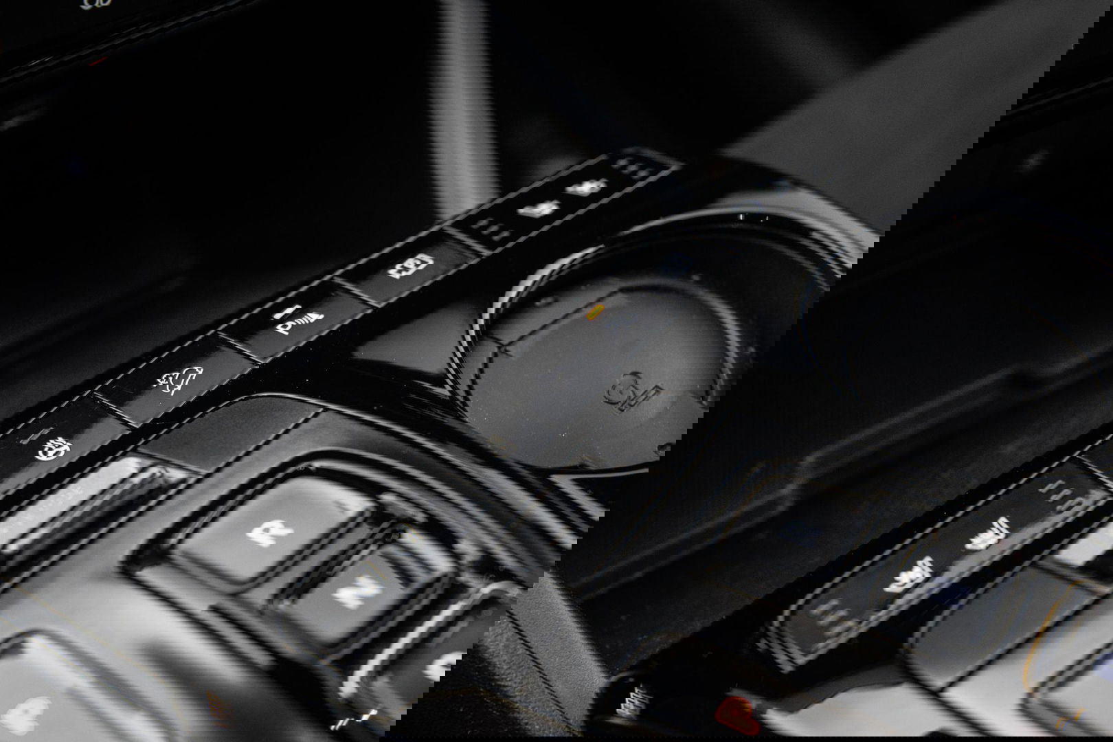 Hyundai TUCSON Hybrid 1.6 T-GDI HEV N Line Sky AUTOMAAT / STOEL VERWARMING + KOELING / PANO / CAMERA