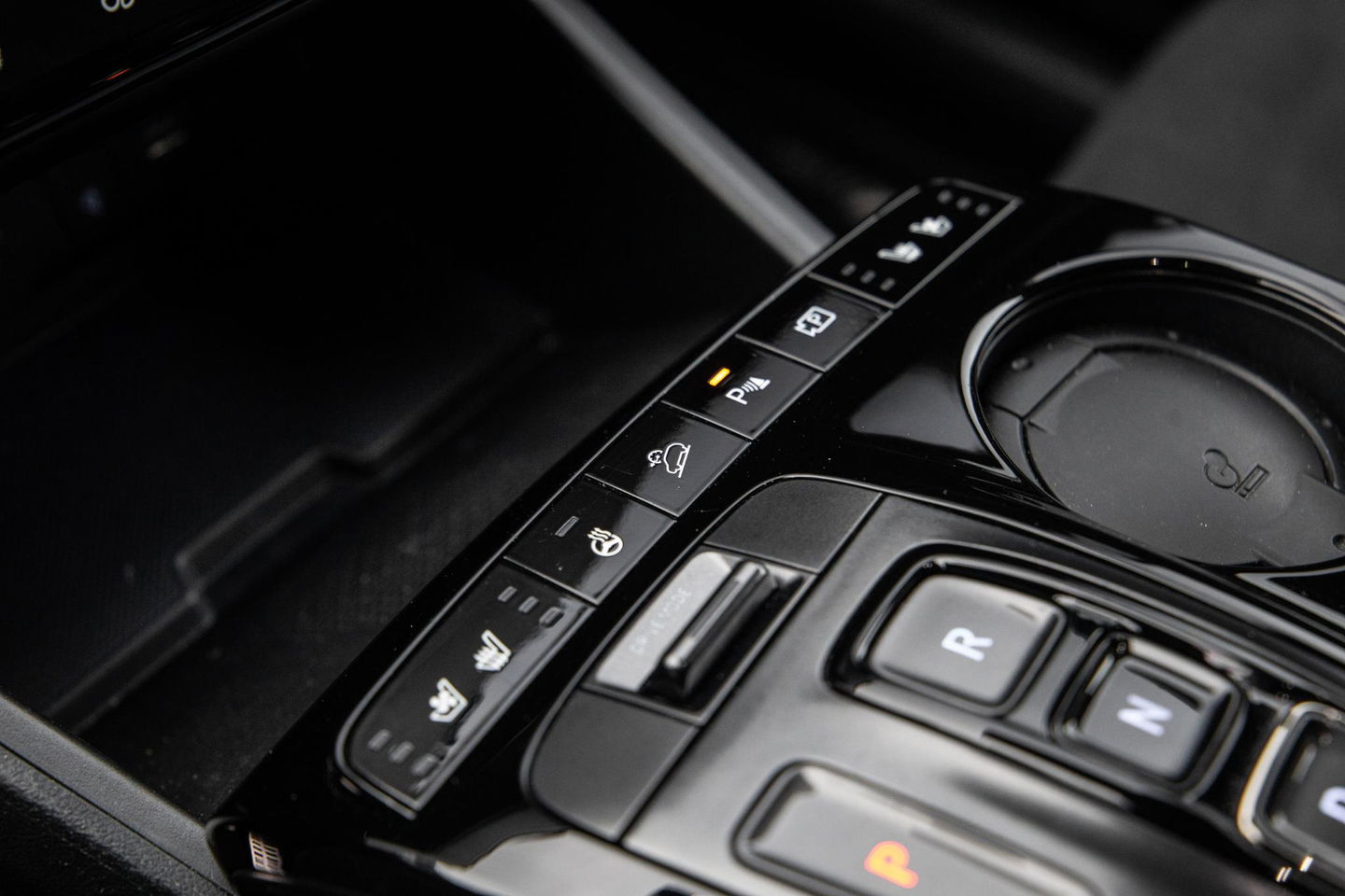 Hyundai TUCSON Hybrid 1.6 T-GDI HEV N Line Sky AUTOMAAT / STOEL VERWARMING + KOELING / PANO / CAMERA