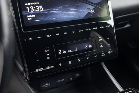 Hyundai TUCSON Hybrid 1.6 T-GDI HEV N Line Sky AUTOMAAT / STOEL VERWARMING + KOELING / PANO / CAMERA