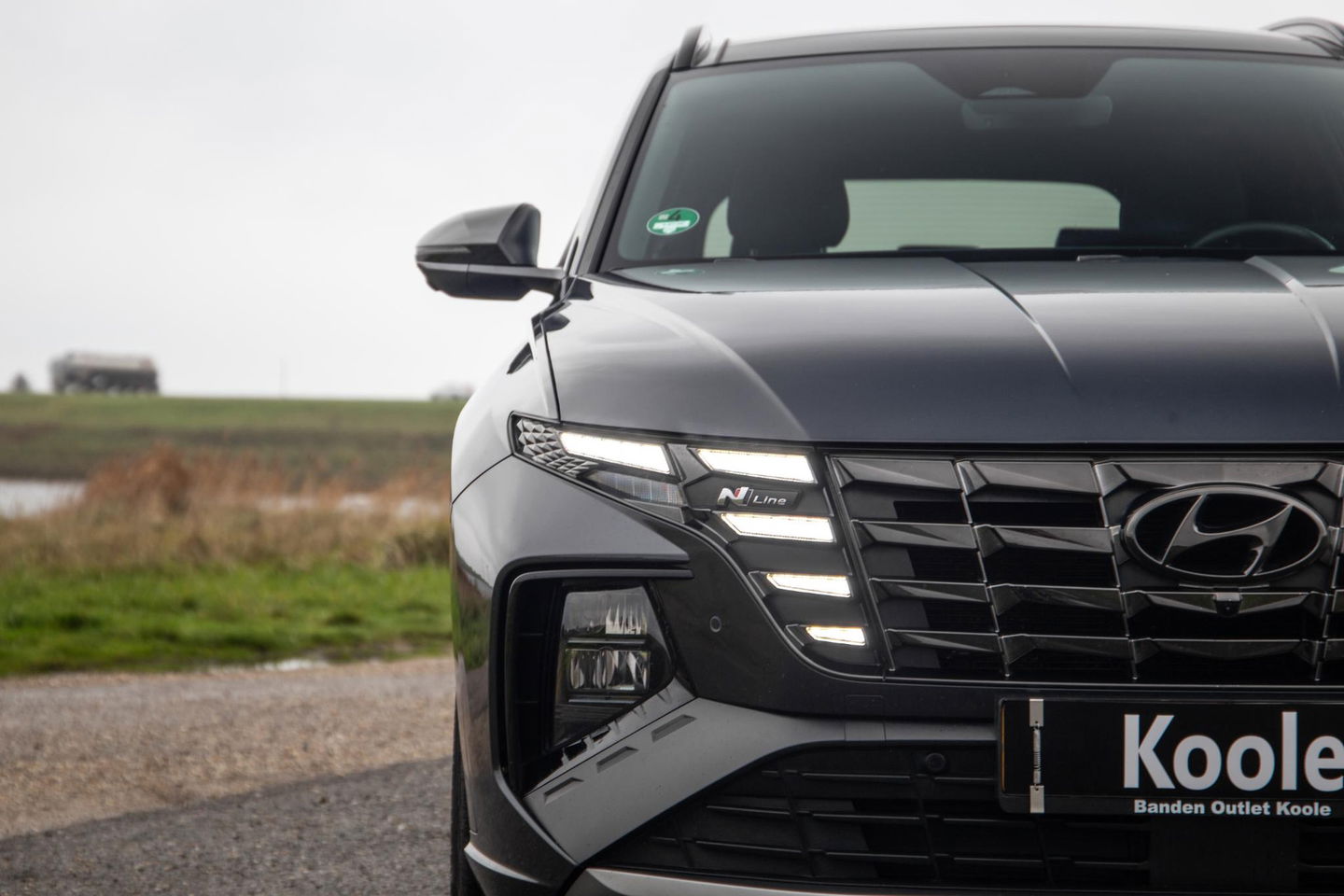 Hyundai TUCSON Hybrid 1.6 T-GDI HEV N Line Sky AUTOMAAT / STOEL VERWARMING + KOELING / PANO / CAMERA