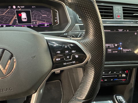 Volkswagen Tiguan 1.5 TSI R Line Pano|Keyless|Sfeer|360Camera