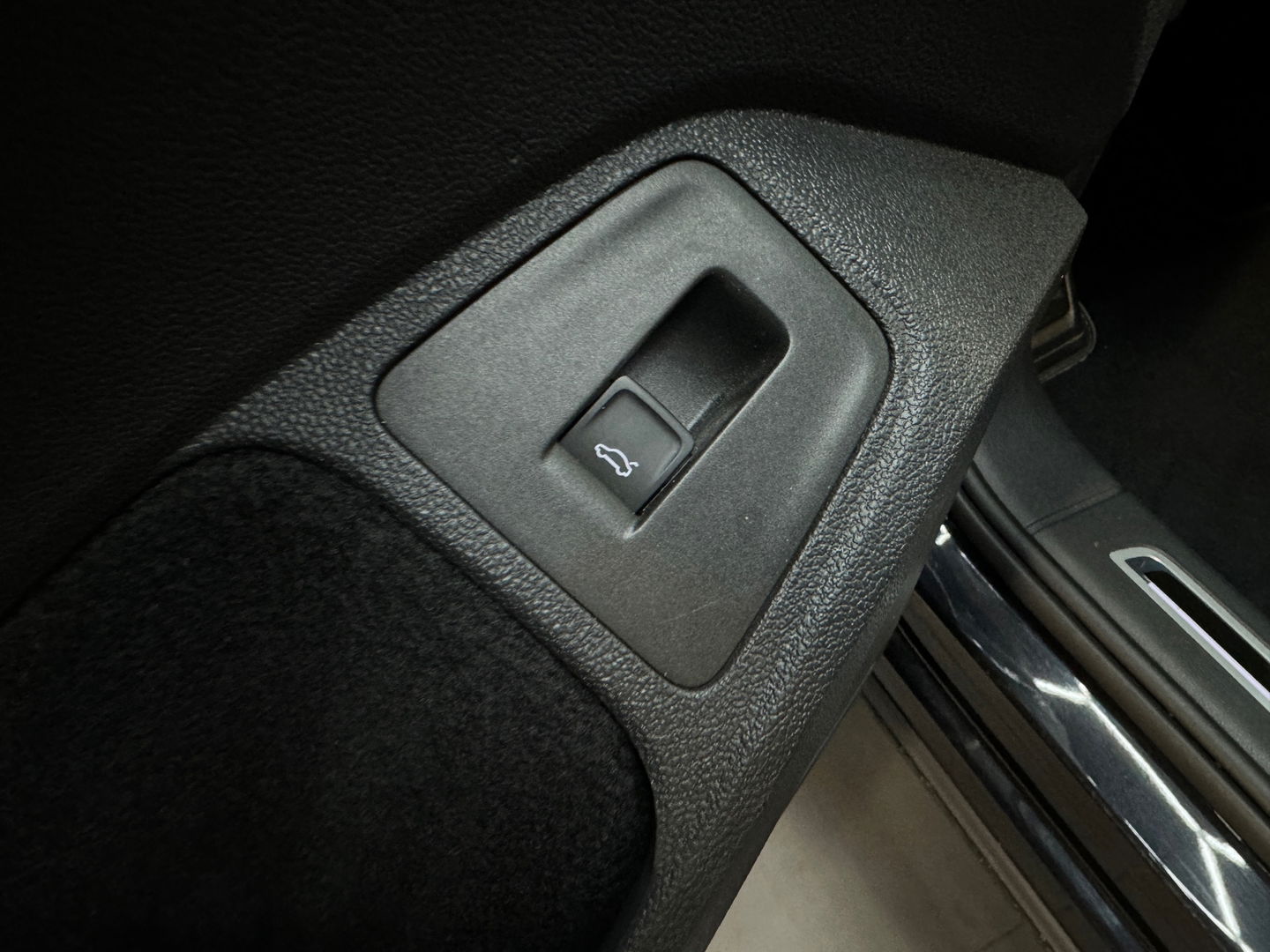 Volkswagen Tiguan 1.5 TSI R Line Pano|Keyless|Sfeer|360Camera