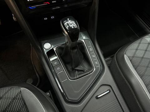 Volkswagen Tiguan 1.5 TSI R Line Pano|Keyless|Sfeer|360Camera