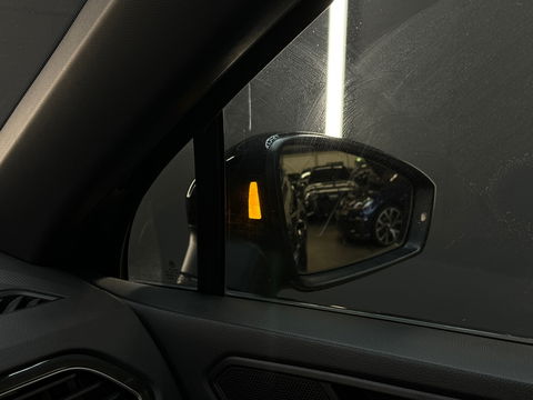 Volkswagen Tiguan 1.5 TSI R Line Pano|Keyless|Sfeer|360Camera