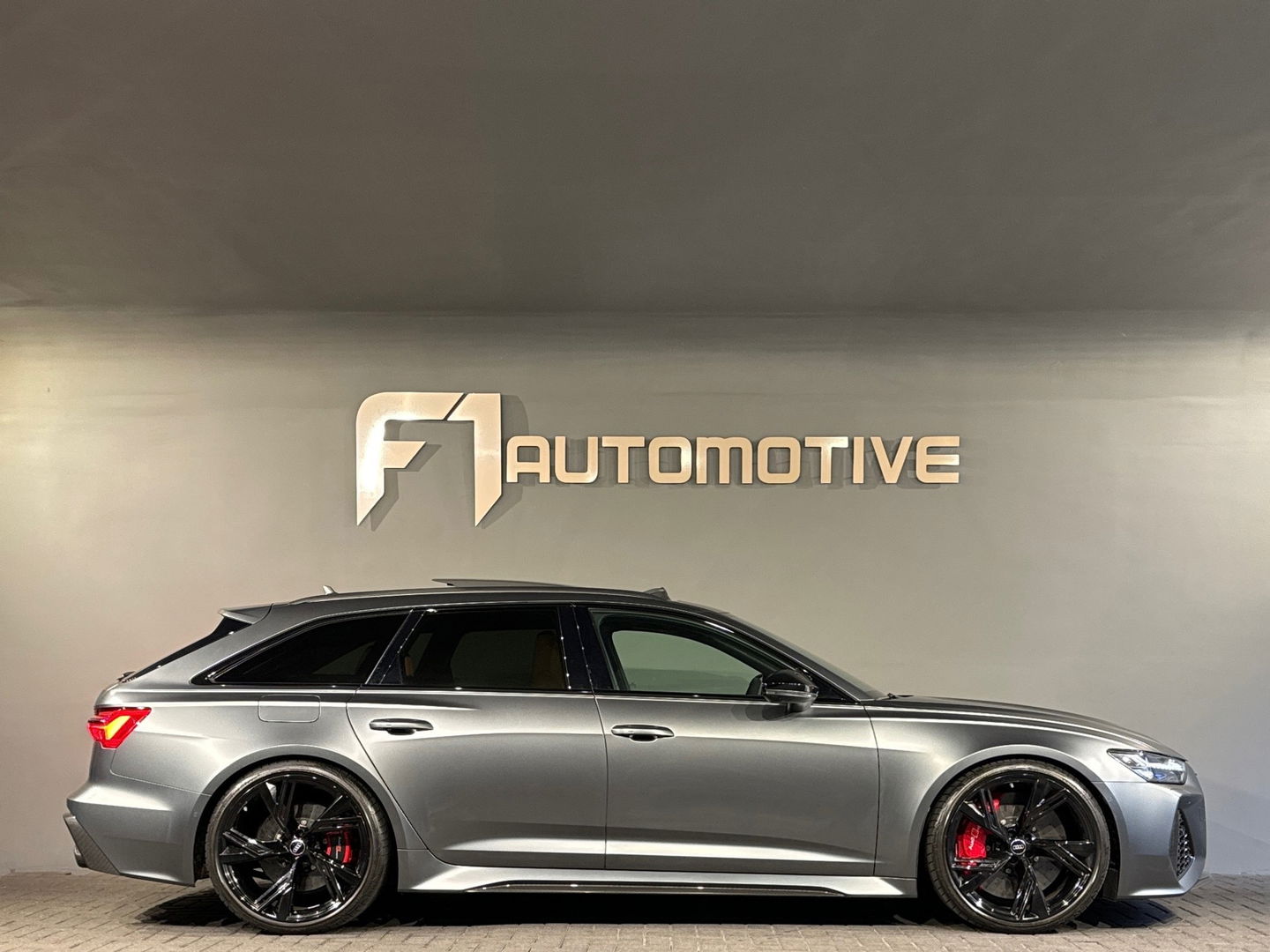Audi RS6 Avant 4.0 TFSI quattro Pano|Ceramic|B&O 3D|Carbon