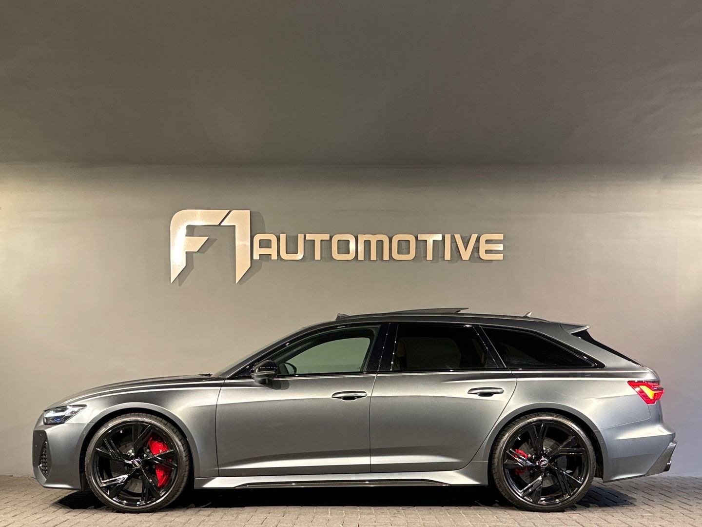 Audi RS6 Avant 4.0 TFSI quattro Pano|Ceramic|B&O 3D|Carbon