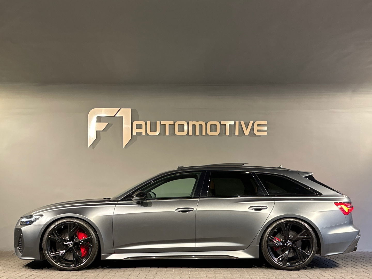 Audi RS6 Avant 4.0 TFSI quattro Pano|Ceramic|B&O 3D|Carbon