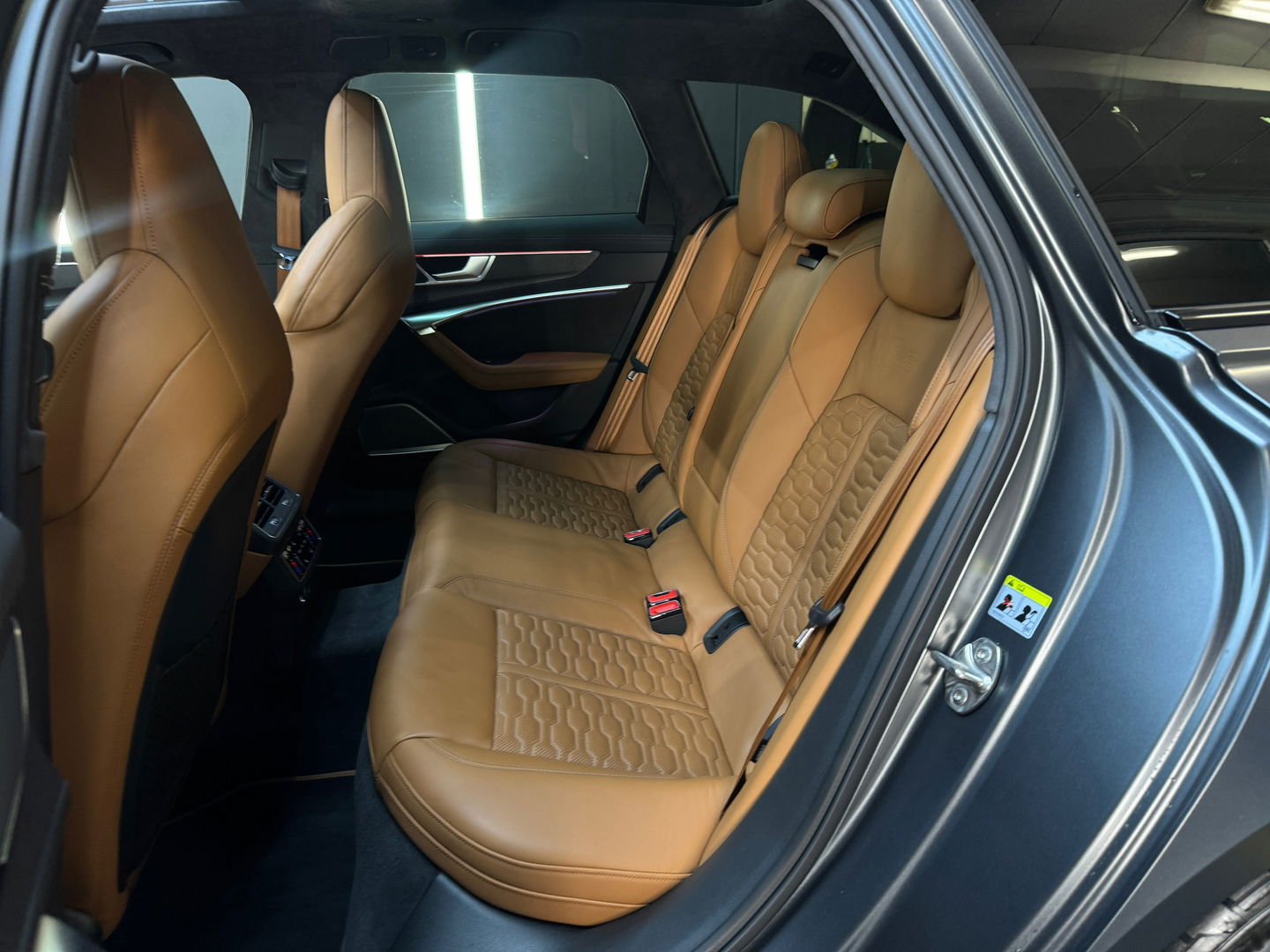 Audi RS6 Avant 4.0 TFSI quattro Pano|Ceramic|B&O 3D|Carbon