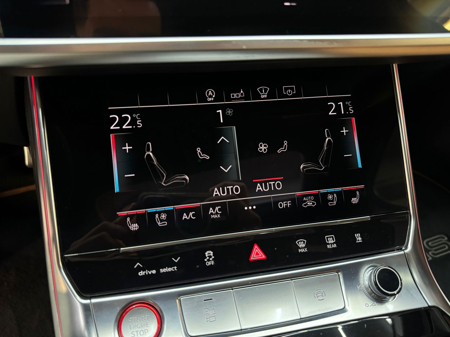 Audi RS6 Avant 4.0 TFSI quattro Pano|Ceramic|B&O 3D|Carbon