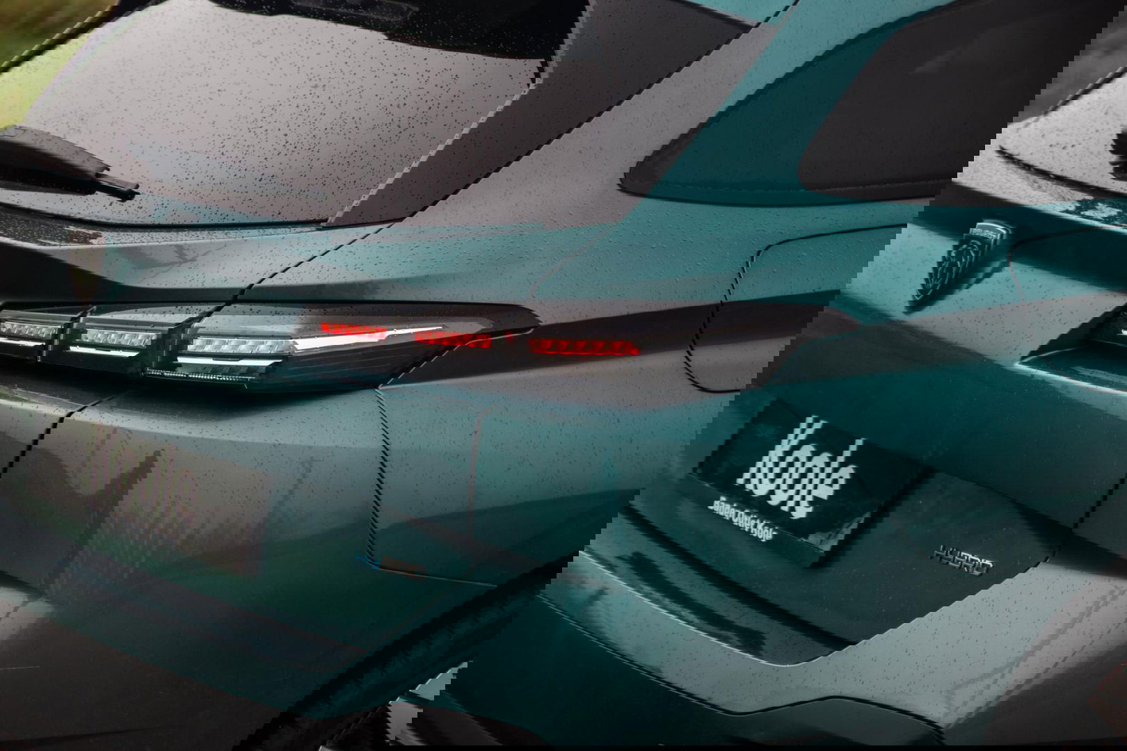 Peugeot 308 SW 1.6 HYbrid 180 Allure Pack Business AIRCO / CRUISE CONTROLE / CARPLAY / PLUG IN HYBRID / STOELVERWARMING