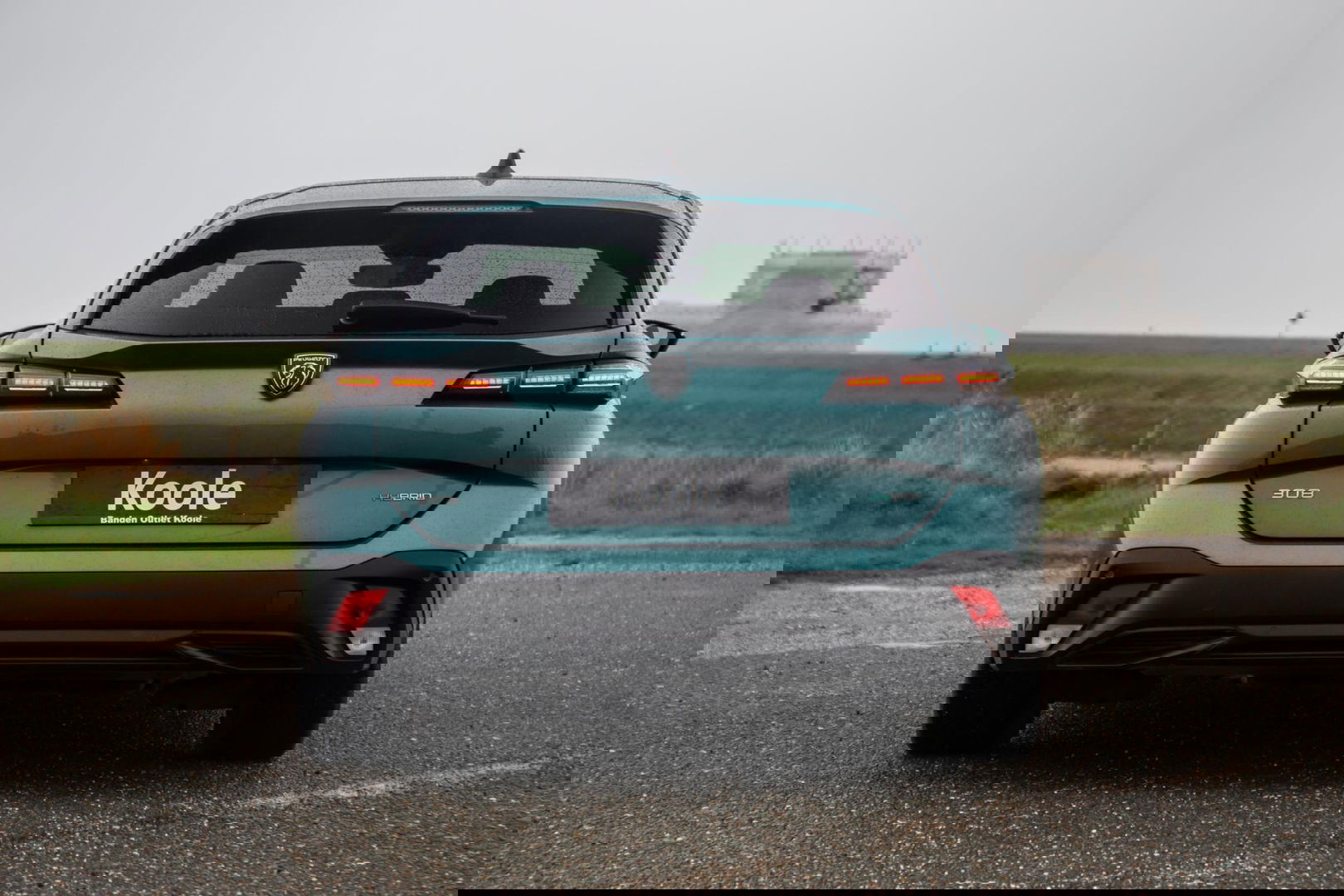 Peugeot 308 SW 1.6 HYbrid 180 Allure Pack Business AIRCO / CRUISE CONTROLE / CARPLAY / PLUG IN HYBRID / STOELVERWARMING