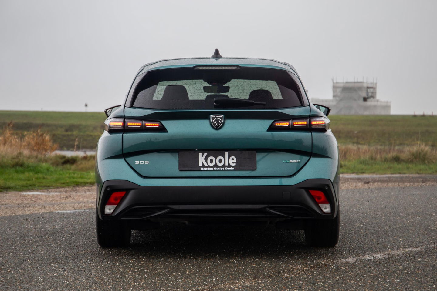 Peugeot 308 SW 1.6 HYbrid 180 Allure Pack Business AIRCO / CRUISE CONTROLE / CARPLAY / PLUG IN HYBRID / STOELVERWARMING