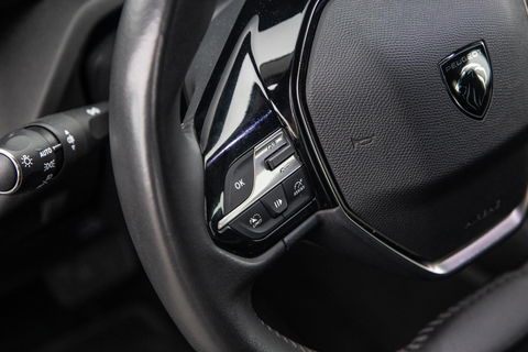 Peugeot 308 SW 1.6 HYbrid 180 Allure Pack Business AIRCO / CRUISE CONTROLE / CARPLAY / PLUG IN HYBRID / STOELVERWARMING