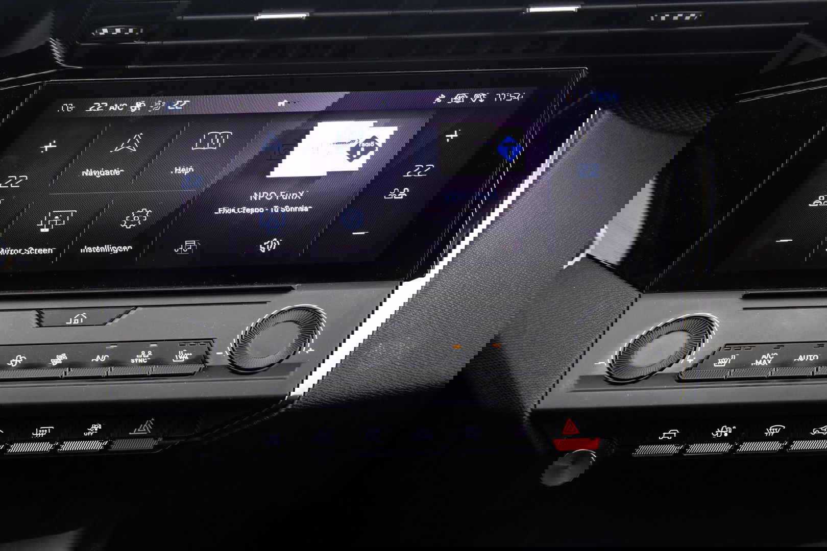 Peugeot 308 SW 1.6 HYbrid 180 Allure Pack Business AIRCO / CRUISE CONTROLE / CARPLAY / PLUG IN HYBRID / STOELVERWARMING