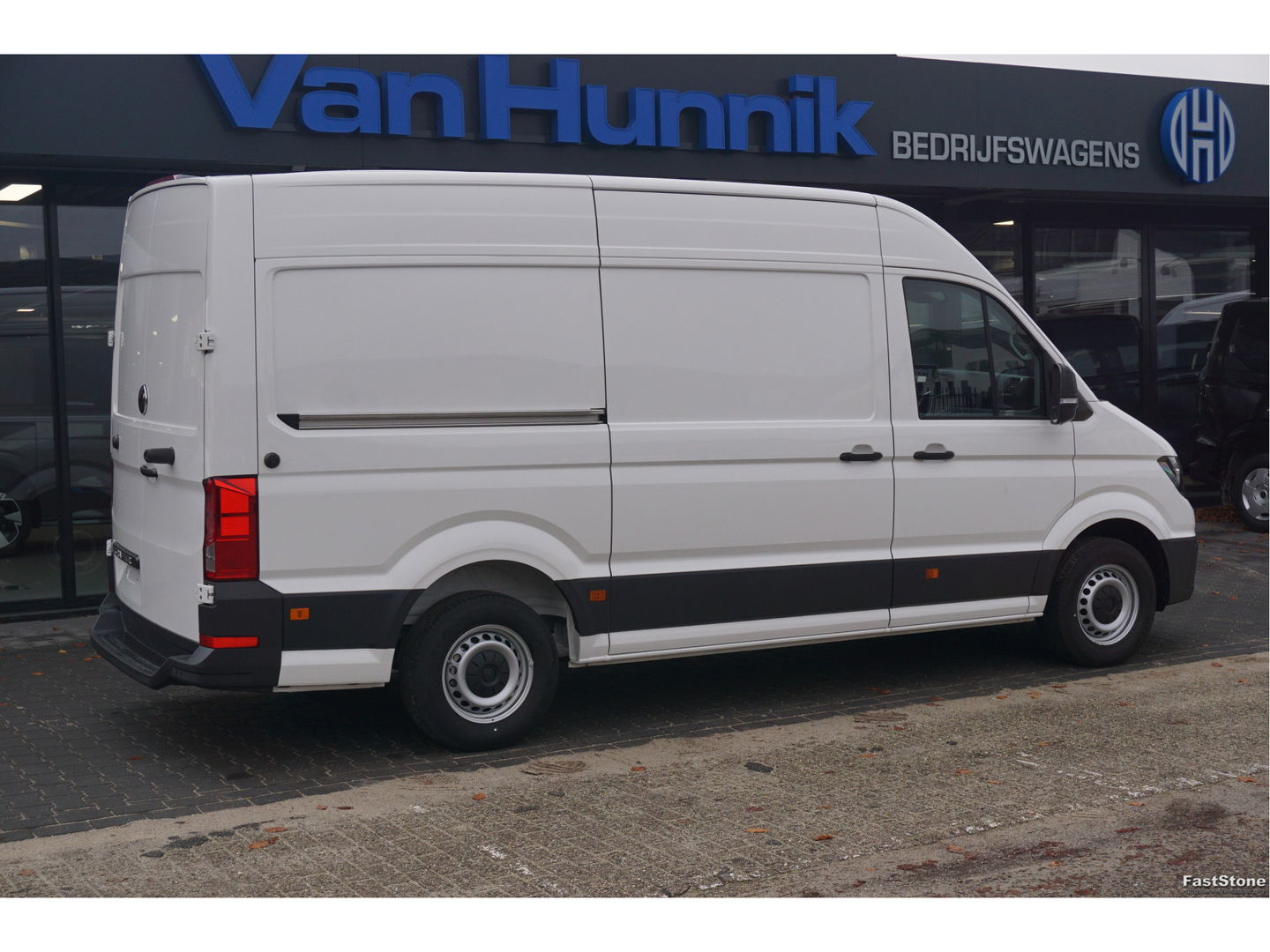 Volkswagen Crafter 35 140PK L3H3 Facelift BPM VRIJ 10" Scherm Apple CP/Android A, 270° deuren!! NR. J02*