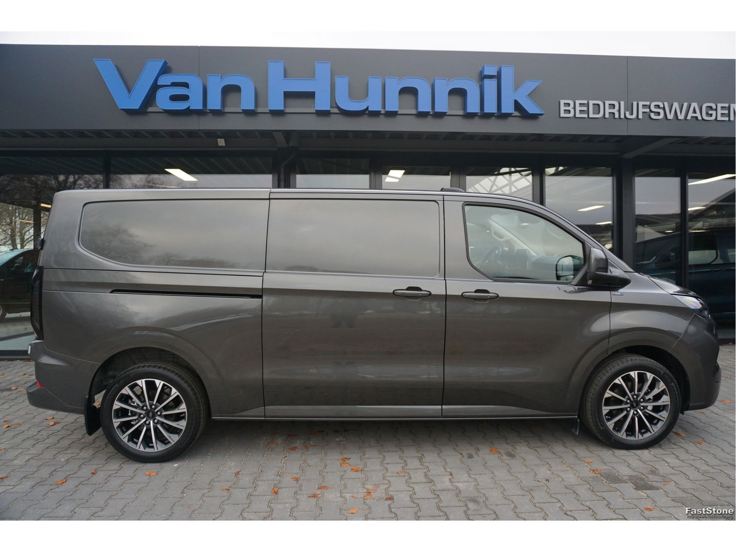 Ford Transit Custom 320L 170PK Aut. JWR Edition BPM VRIJ!! 13" Navi, Adap. Cruise, Camera, 19" LM, LED, 2x Schuifdeur!! NR. 989