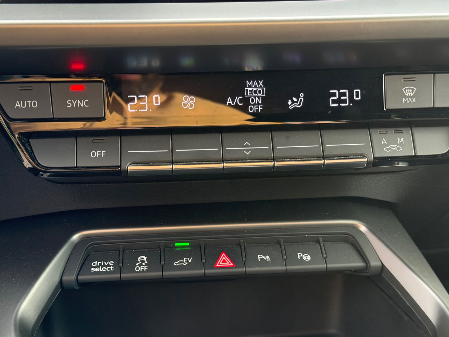 Audi A3 Audi A3 40 TFSIe | 2022 Zwart | ACC | Cam | Virtual | Dealer